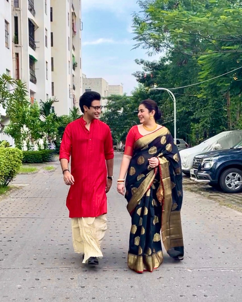 Ridhima (@ridhimaghosh) on Twitter photo কোজাগরী লক্ষ্মী পুজোর শুভেচ্ছা জানাই সকলকে। ভালোবাসা ও সমৃদ্ধিতে ভরে থাকুক জীবন।
#LakshmiPujo কোজাগরী লক্ষ্মী পুজোর শুভেচ্ছা জানাই সকলকে। ভালোবাসা ও সমৃদ্ধিতে ভরে থাকুক জীবন।
#LakshmiPujo