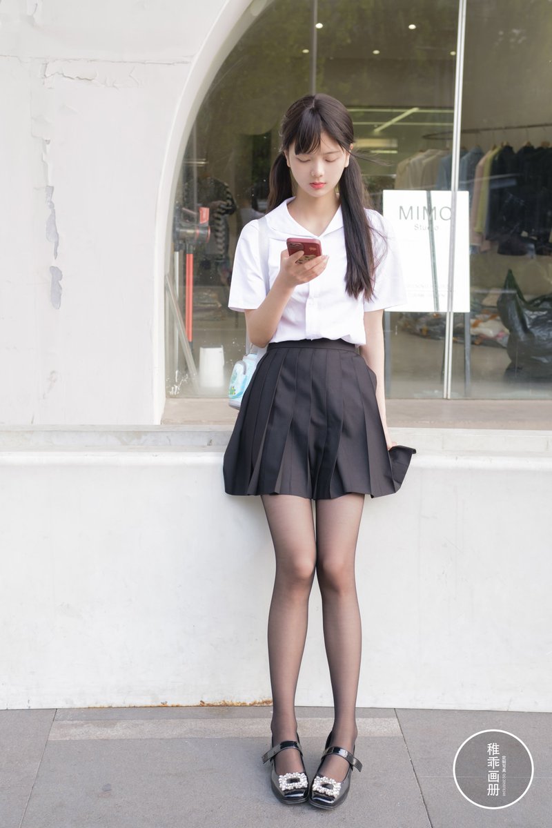 chixiyee's tweet photo. 稚乖画册 NO.010 夜夜逛街 https://t.co/fkDULHTaqX