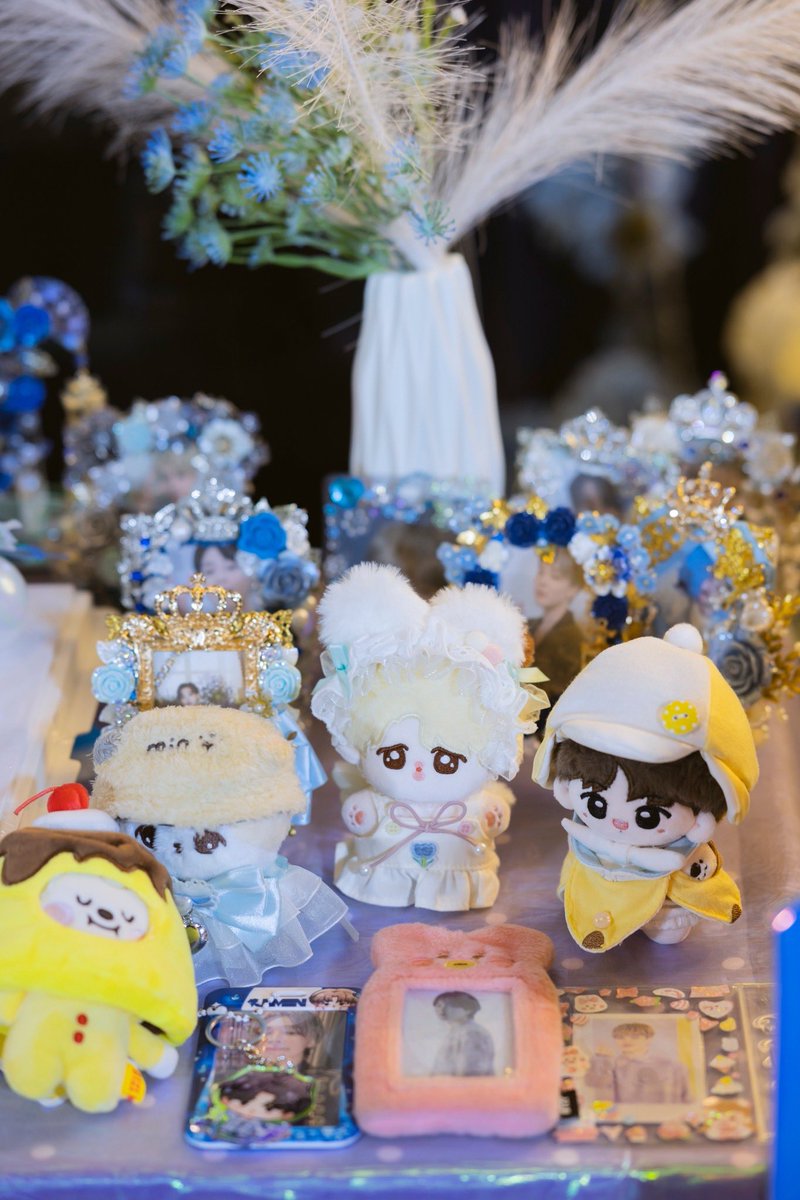 betterm_shop's tweet photo. ขอบคุณทุกคนที่พาเด็กๆมาตกแต่งโต๊ะเค้กนะคะ
#BetterMprojects #jiminbloomingpjth #jiminbirthdayprojects #HappyBirthdayJimin #Happyjiminday https://t.co/1fN9XQFTXa