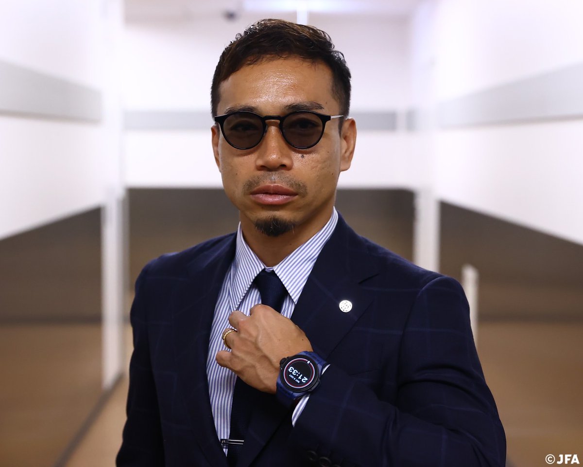 🔹𝗦𝗔𝗠𝗨𝗥𝗔𝗜 𝗕𝗟𝗨𝗘🔹 今活動でも移動中は #Hublot