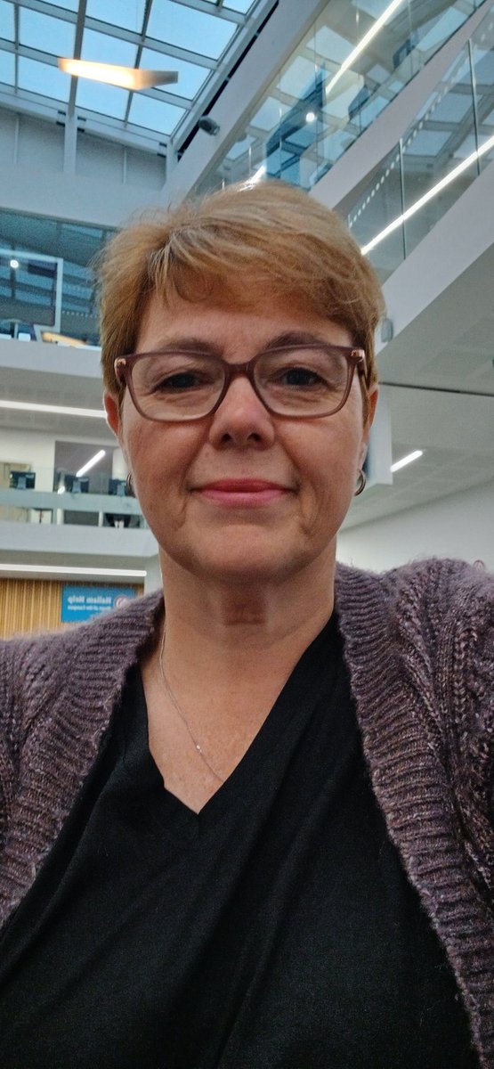 Hellomynameis Mary (@douganma) on Twitter photo <a href="/ShuAdultNursing/">SHUAdultNursing</a> <a href="/BreastCancerNow/">Breast Cancer Now</a> day 2 of talking to first year nursing students, mental health students today! Loving it, but the fatigue showing a little this morning!! #thankscancer #worldlobularbreastcancerday <a href="/Liz_ORiordan/">Dr Liz O'Riordan</a> <a href="/ShuAdultNursing/">SHUAdultNursing</a> <a href="/BreastCancerNow/">Breast Cancer Now</a> day 2 of talking to first year nursing students, mental health students today! Loving it, but the fatigue showing a little this morning!! #thankscancer #worldlobularbreastcancerday <a href="/Liz_ORiordan/">Dr Liz O'Riordan</a>