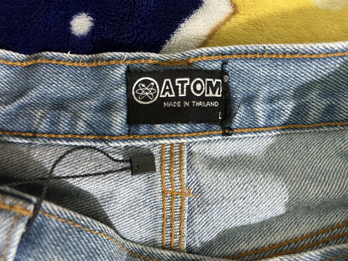 _happy_aum's tweet photo. ไซส์ L 70รส #เสื้อผ้ามือสอง #เสื้อผ้ามือสองราคาถูก #เสื้อผ้ามือสองสภาพดี #เสื้อผ้าราคาเบาๆ #เสื้อผ้าสาวอวบ https://t.co/jafMMQTFdq