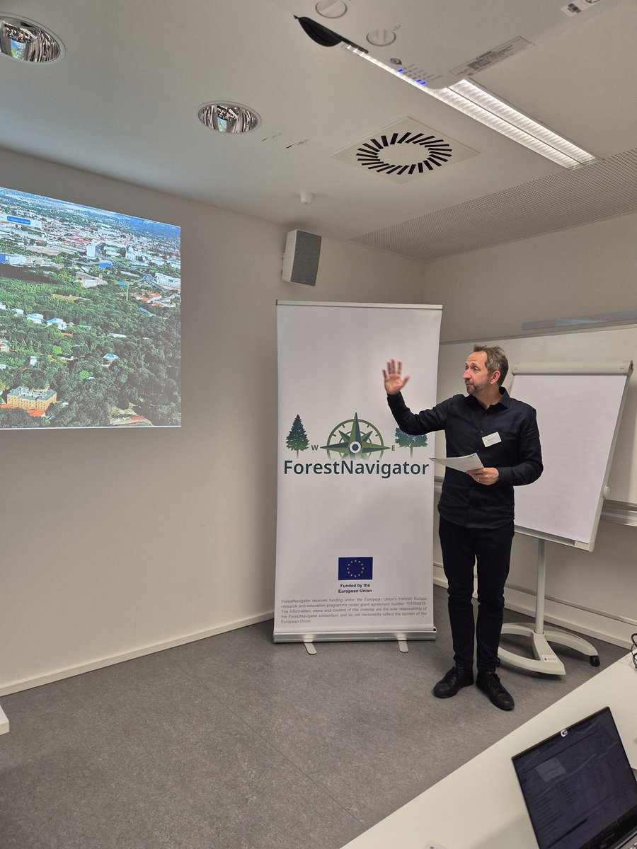 ForestNavigEU's tweet image. The #ForestNavigator annual meeting just kicked off in Potsdam🌳. Martin Herold gave an introduction about Potsdam and @GFZ_Potsdam and Petr Havlík, @IIASAVienna, summarized the project achievements. 

👀 Stay tuned!

#climate #euprojects