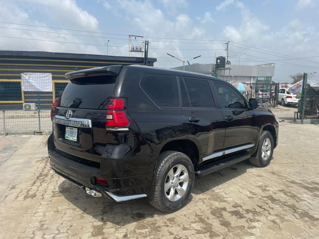 ridewithtayo's tweet photo. Registered Toyota Landcruiser Prado 2012

2012 ⬆️ 2022
4plug engine
Toks Standard

Price: ₦36M
📍Lagos
DM/WhatsApp/Call: 07042257304

Ronaldo Libya Somto #Protest Bnxn Peller GTbank #HallelujahChallenge #CymAward Messi  #PCAward Bolivia National Grid #ILoveJesus #NSPPD ODOGWU RT https://t.co/UUbzLAz2KR