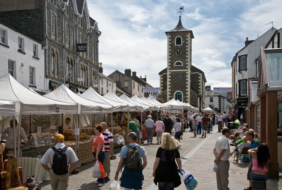 In 1276 Edward I granted #Keswick its market charter, and it continues to this day.

The general market stands every Saturday and Thursday, except in high winds.

In the centre of the Market Square is the Moot Hall, now home to the Tourist Information Centre.

#Cumberland