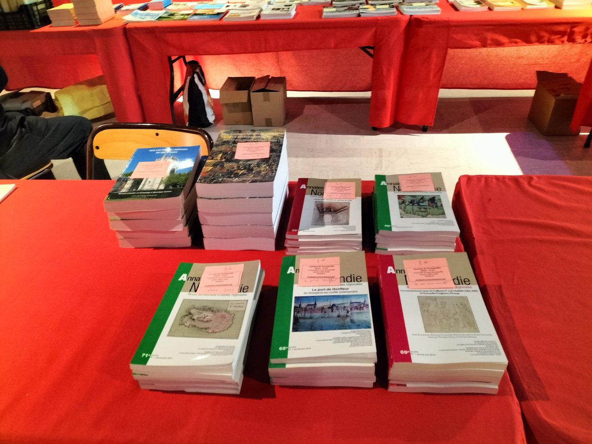 Aujourd'hui et jusqu'à samedi, nous sommes au Havre pour le  congrès annuel de la Fédération des sociétés historiques et archéologiques de Normandie. Nous y présentons notre revue et nos ouvrages à des tarifs très préférentiels, n'hésitez pas à venir nous voir !