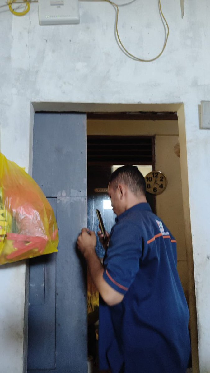 Saya gg ngerti sama <a href="/FirstMediaCares/">firstmediacares</a>  masih berlangganan tapi alatnya di tarik salah saya apa ya 😮‍💨