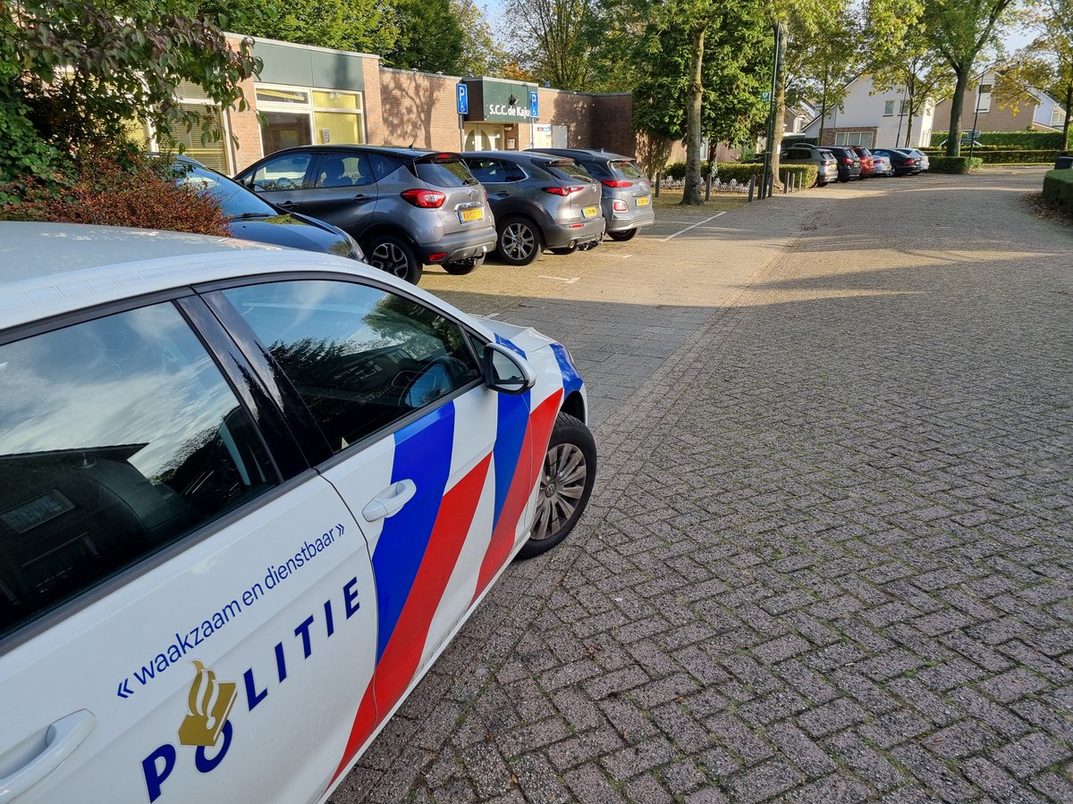 Wijkoverleg in De Kajuit aan de Houtstraat in #Schijndel. Open koffie inloop, dus heb je zin in een bakkie...?

#koffiemeteencop