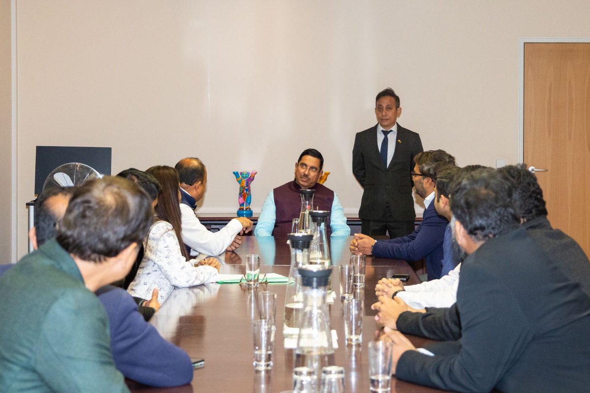 JoshiPralhad's tweet photo. Met the members of Overseas Friends of BJP Germany during my stay at Berlin. Appreciated their efforts of projecting transforming India and @BJP4India to the world. Further discussed how they can spread the achievements of Indian Govt. led by PM Shri @narendramodi. Indians living abroad take great pride in India today and express their gratitude to the current government for addressing many concerns of NRIs.
@OFBJP_Germany