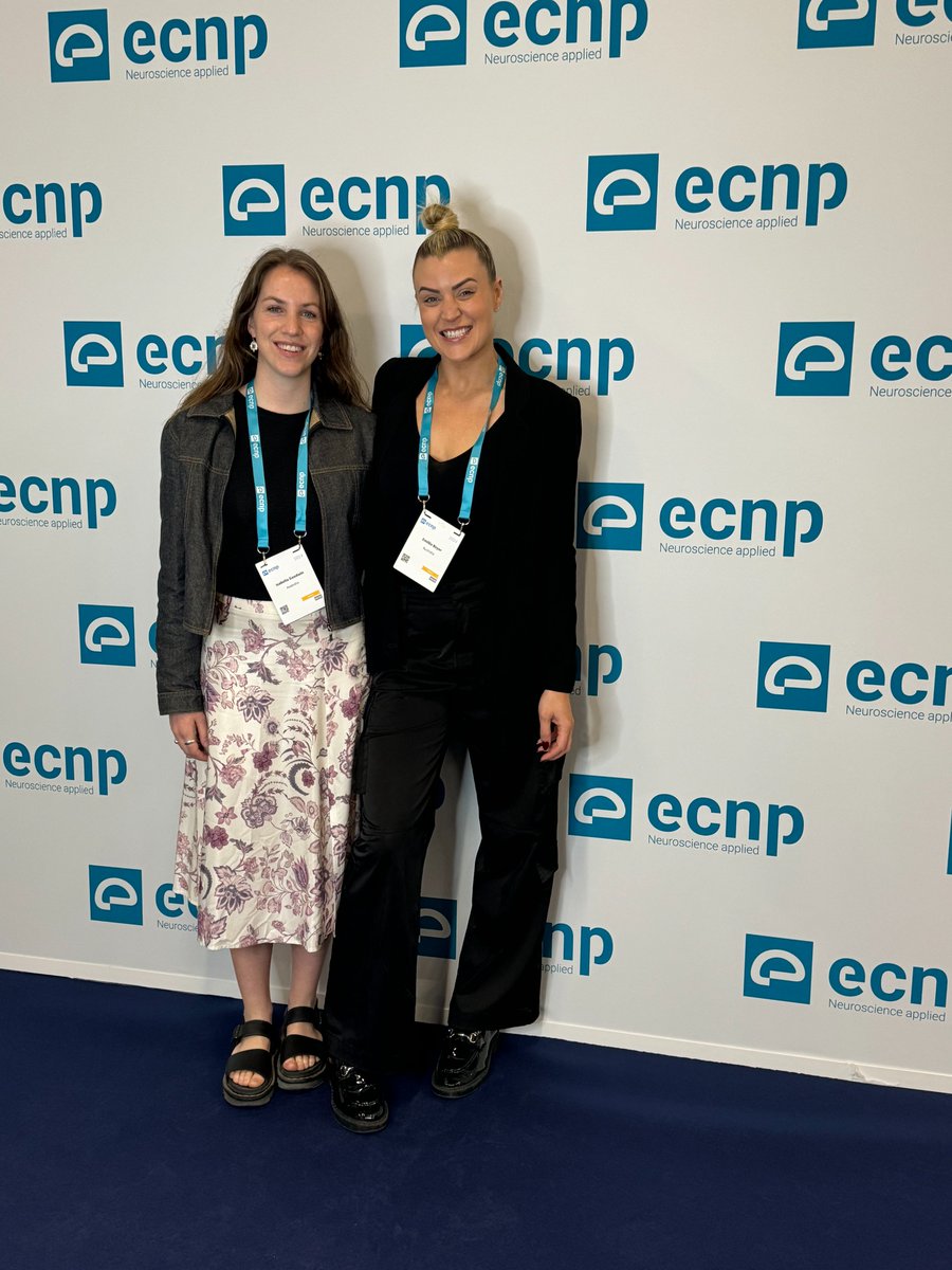 Congratulations to our final year #PhD student Emillie Beyer on a fantastic poster presentation at the 37th #ECNP Congress in Milan and lab visit in Verona to present her research 🧠📊 #Neuroscience