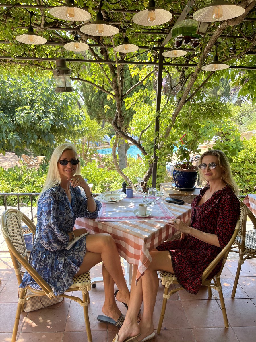 GM and Happy Hump day everyone 💙

Lets connect 🤝