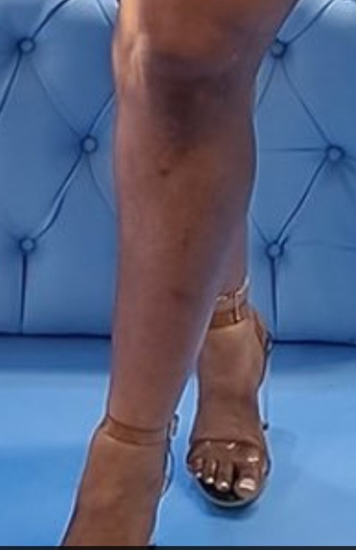 Nanaben98's tweet photo. @QueenMfkP The most dirty house mate. Pig🤮🐖 https://t.co/oAJ2s6VY6F