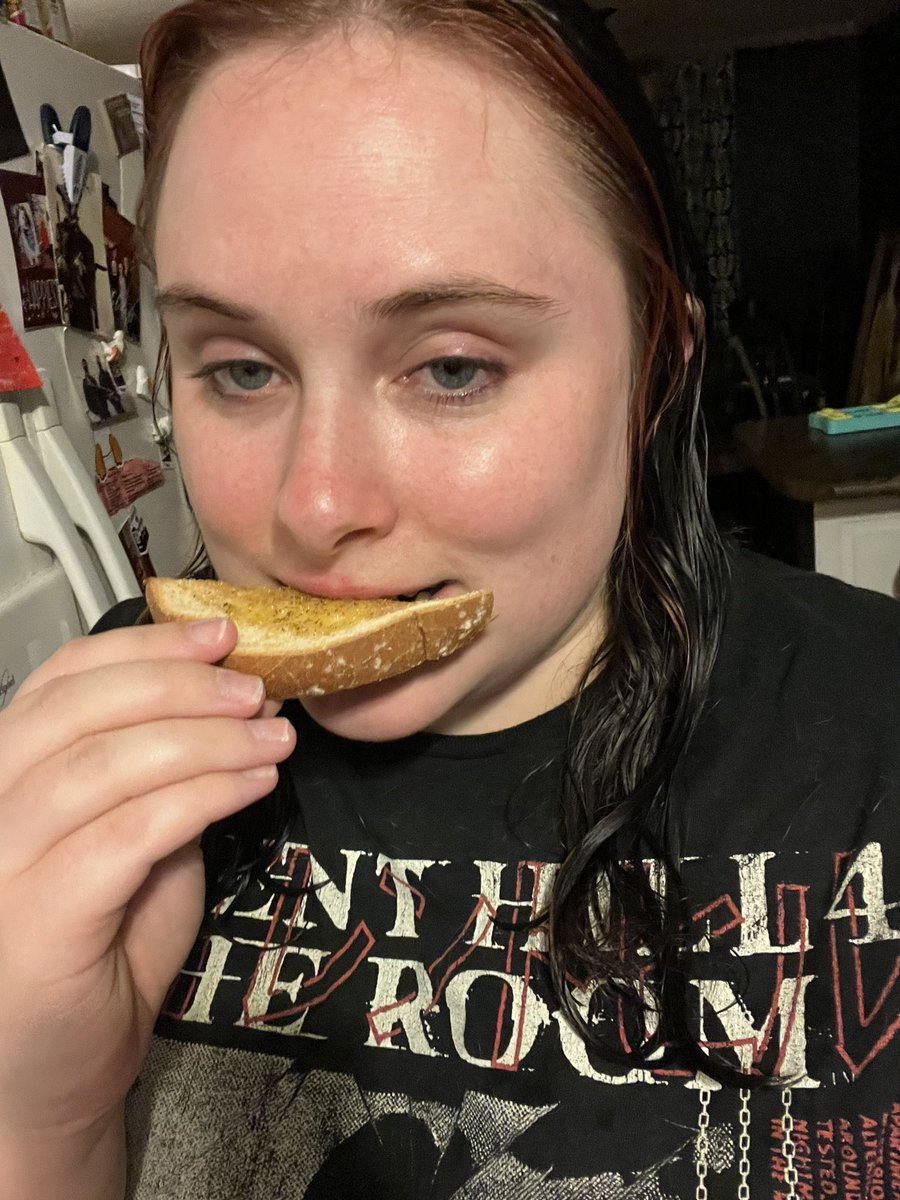 GlitchWitchJPG's tweet image. Made the Masahiro Ito fuck toast in honor of Silent Hill 2 Remake Release