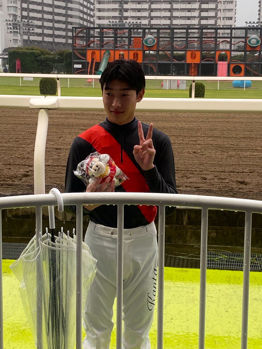 snFW111's tweet image. 谷内貫太騎手
カツマルぬいをありがとうございます✨🙏

ホント失礼のないように距離感（親戚のオバチャン化）には気をつけて
応援していきたいと思います😆

来週は大井開催‼️
YJSは10月17日✨

がんばれ貫太‼️‼️