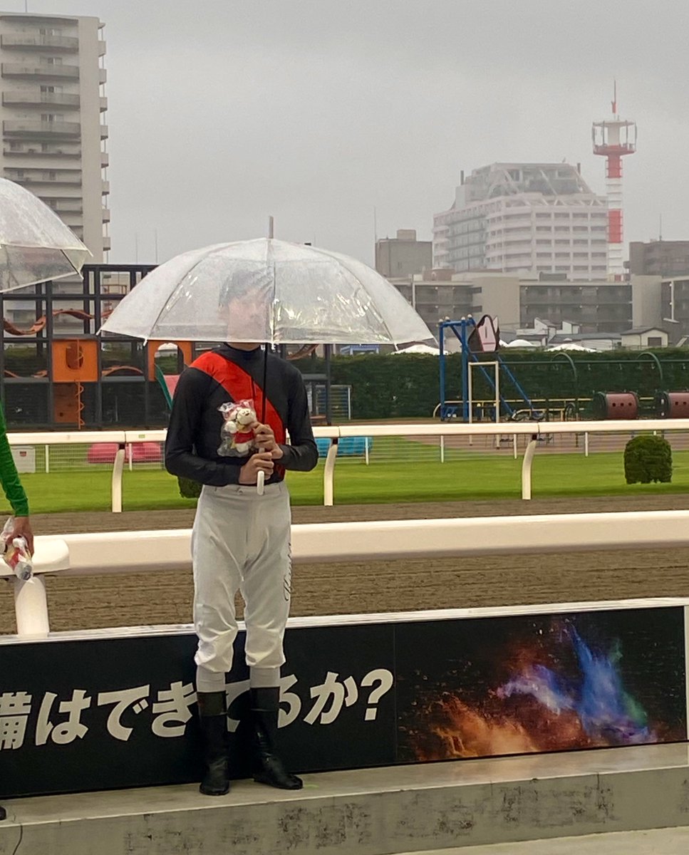 snFW111's tweet image. 谷内貫太騎手
カツマルぬいをありがとうございます✨🙏

ホント失礼のないように距離感（親戚のオバチャン化）には気をつけて
応援していきたいと思います😆

来週は大井開催‼️
YJSは10月17日✨

がんばれ貫太‼️‼️