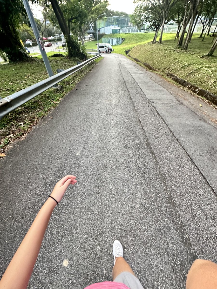 Baba086's tweet image. Exercise in the morning for health.🚶‍♀️🚶‍♀️