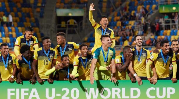 DiegoArcos14's tweet photo. Mucho se habla del recorrido de algunos  seleccionados ecuatorianos sub 20 que ganaron el sudamericano en 2019…en 5 años…equipos no les han faltado…HILO🧵 https://t.co/G9K3djMG94