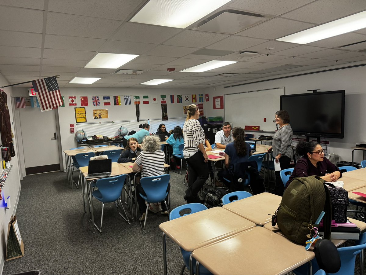 𝑫𝒓. 𝑴𝒂𝒓𝒊𝒂𝒉 𝑨. 𝑾𝒂𝒍𝒌𝒆𝒓 tweet media