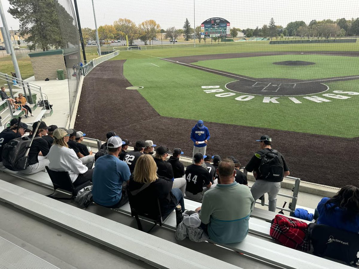 Our high school players had an incredible experience at South Dakota State’s fall camp! Thanks to <a href="/RobBishop26/">Rob Bishop</a> and <a href="/Coach_Higg17/">Danny Higginbotham</a> of <a href="/GoJacksBaseball/">Jackrabbit Baseball</a> 👏🏼 Our players and parents enjoyed their time in Brookings! 

#IowaProspects #GoJacks #FallBallFun
