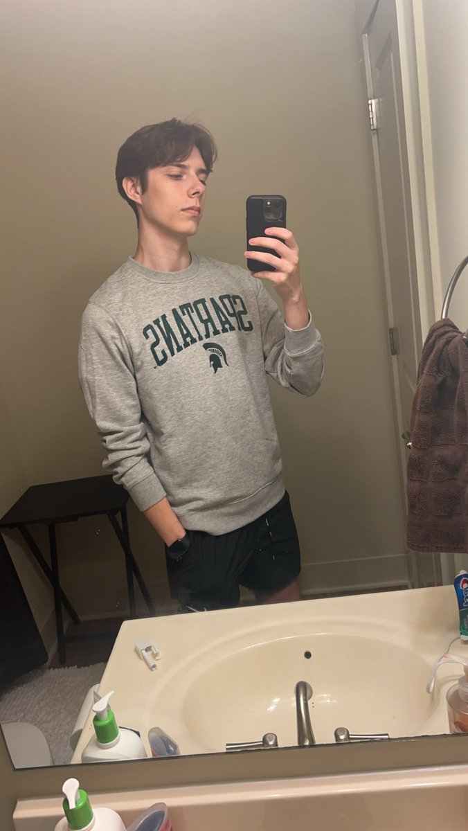 benjamin tweet media