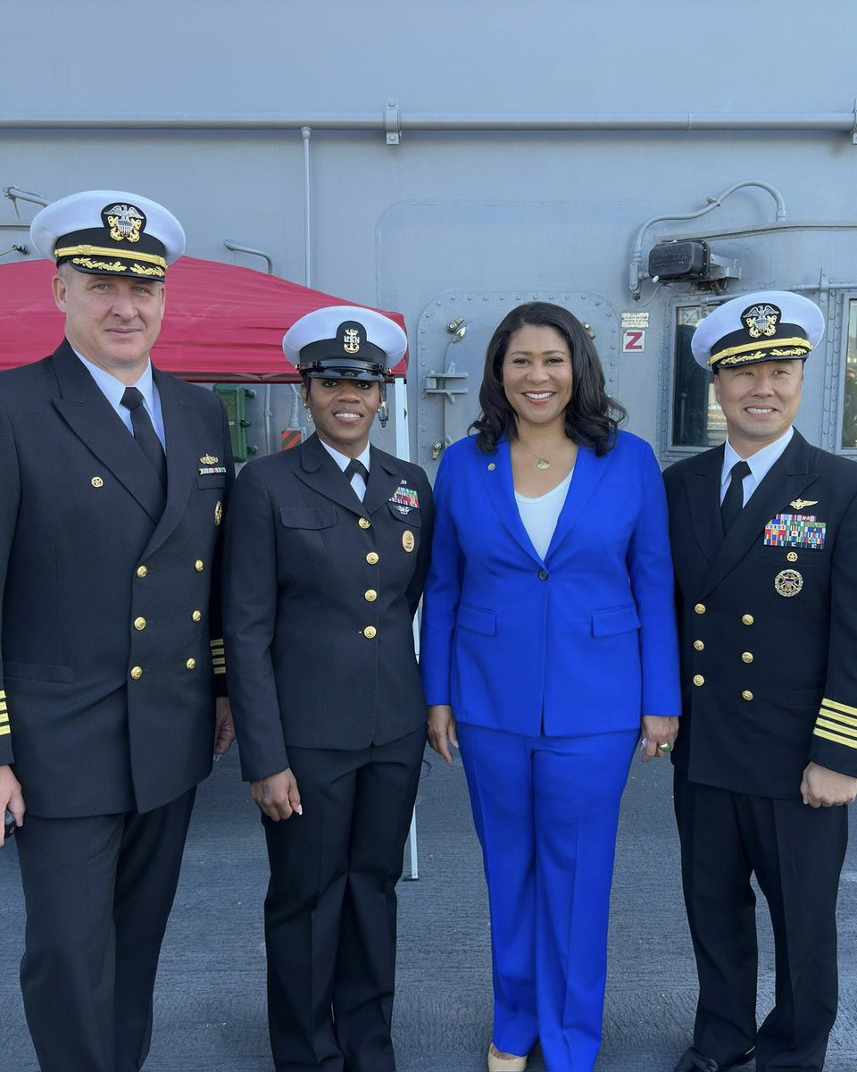 LondonBreed's tweet image. Excited to kick off #FleetWeekSF and welcome our active-duty military back to San Francisco! Their service is invaluable, and we’re proud to show our appreciation this week. From the thrilling air shows to the iconic Parade of Ships, Fleet Week is not only a celebration of our