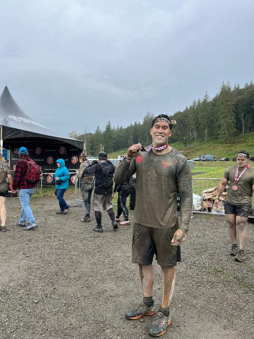 U.S. Army Staff Sgt Bryan Tomaszewski was killed in a motorcycle crash in Bellevue Monday. Police arrested a 17-yr-old driver believed to be driving under the influence who was later released due to lack of available evidence komonews.com/news/local/17-… <a href="/komonews/">KOMO News</a>