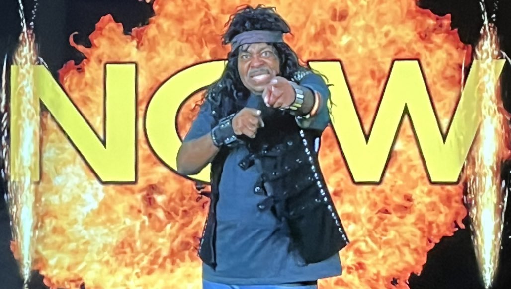 vote for Reginald NOW #dwts