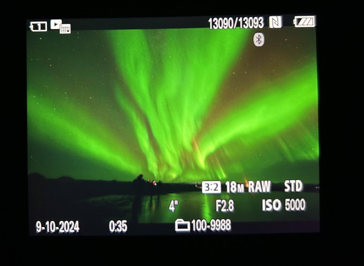 Imanolzuaznabar's tweet photo. INCREÍBLE noche en Islandia de nuevo!!💚 https://t.co/0r01ALGzkA