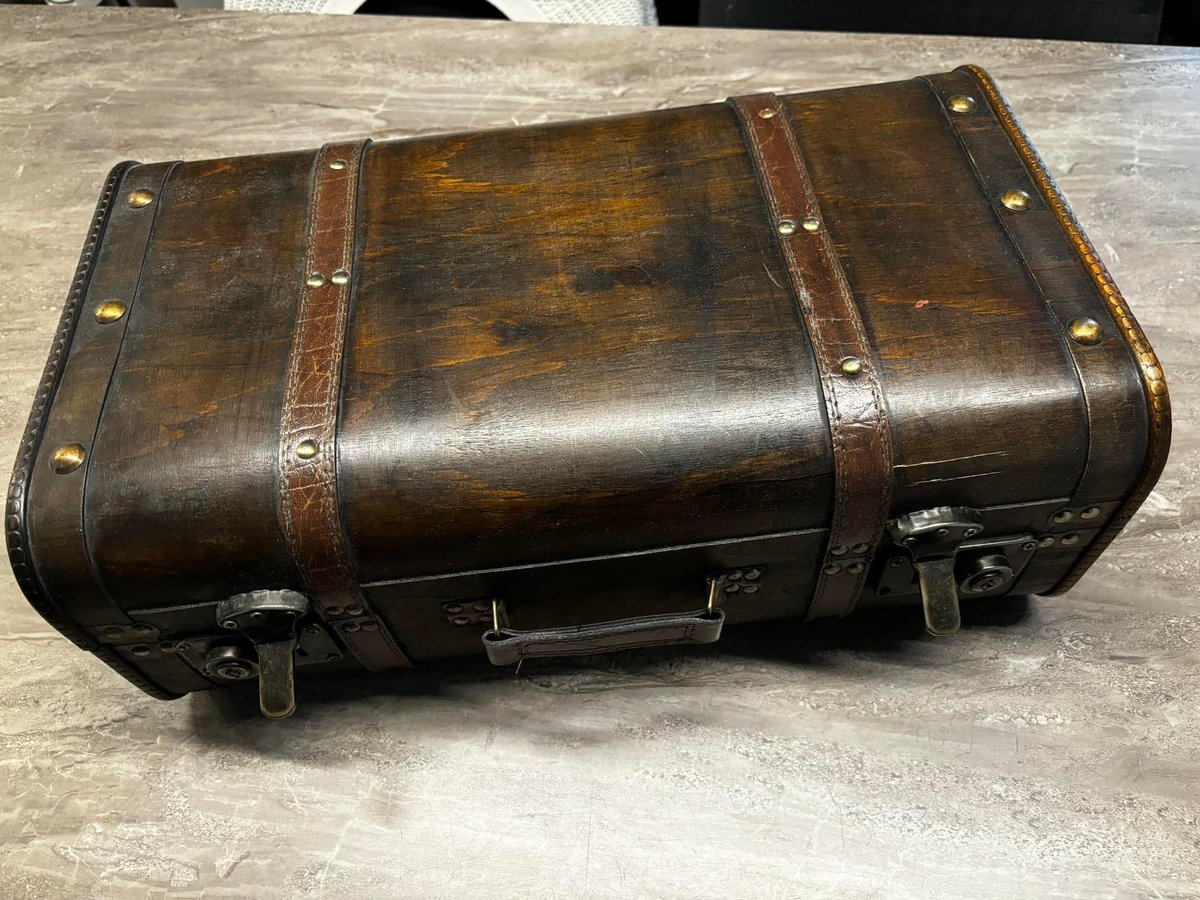 Can hardly wait to share this prop in kindie to add even more excitement to our #WonderWords program. Wonder Words uses rhymes and stories to support early literacy.  #earlyLiteracy #JK <a href="/TheMabinSchool/">The Mabin School</a>