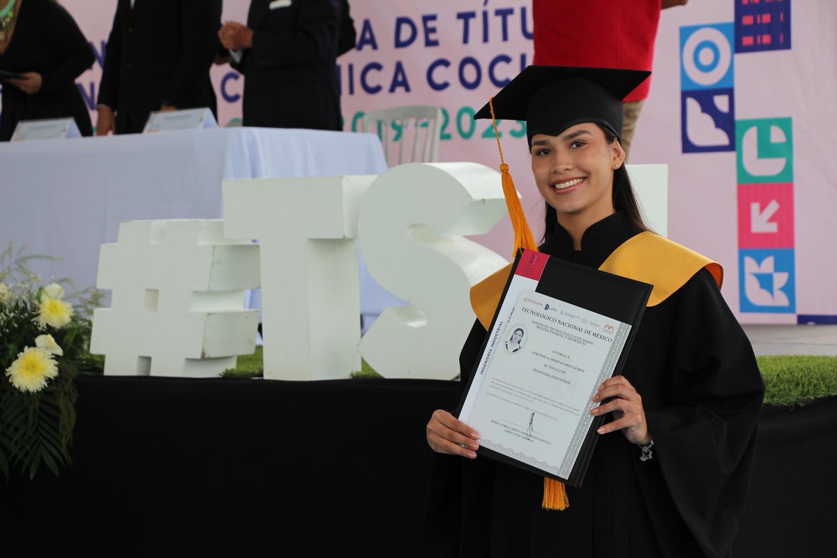 osiris_vfg's tweet photo. Ingeniera industrial tituladaaaa🤌🏼✨🧑🏻‍🎓 https://t.co/xs04grn79W