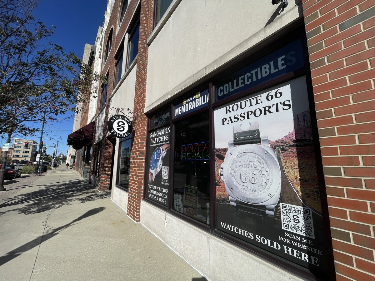 SangamonWatches's tweet image. Need expert watch repairs from anywhere in the USA? 📦Try our fast and secure mail-in repair service at Sangamon Watches Repair Center! From luxury timepieces to everyday watches, we&apos;ve got you covered. Check it out at sangamonwatches.com #WatchRepair #MailInService