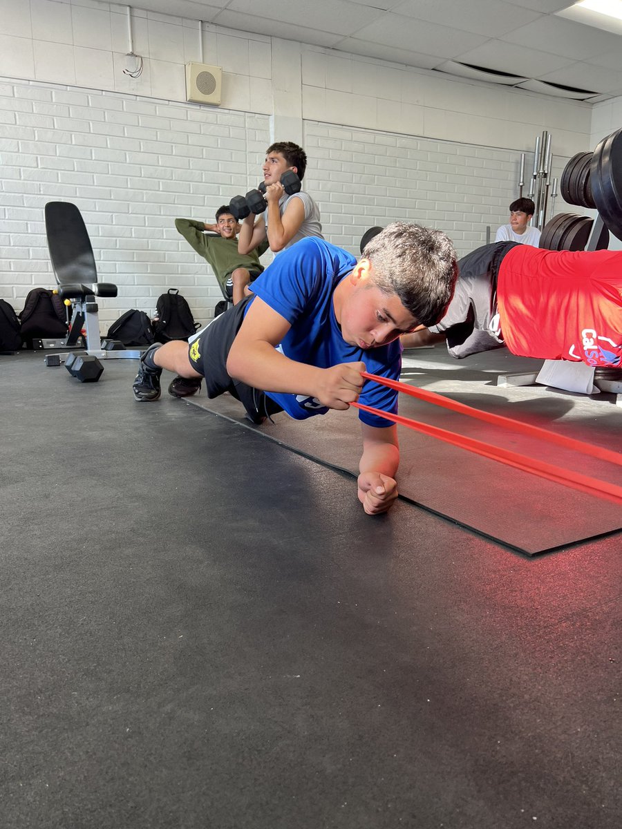 ER_boys_soccer's tweet photo. Weight room activities! https://t.co/34VWEnQ0bP