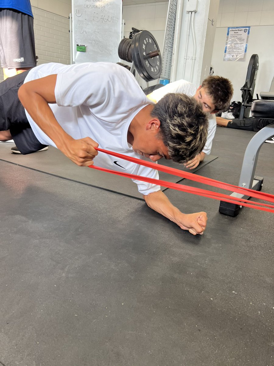 ER_boys_soccer's tweet photo. Weight room activities! https://t.co/34VWEnQ0bP