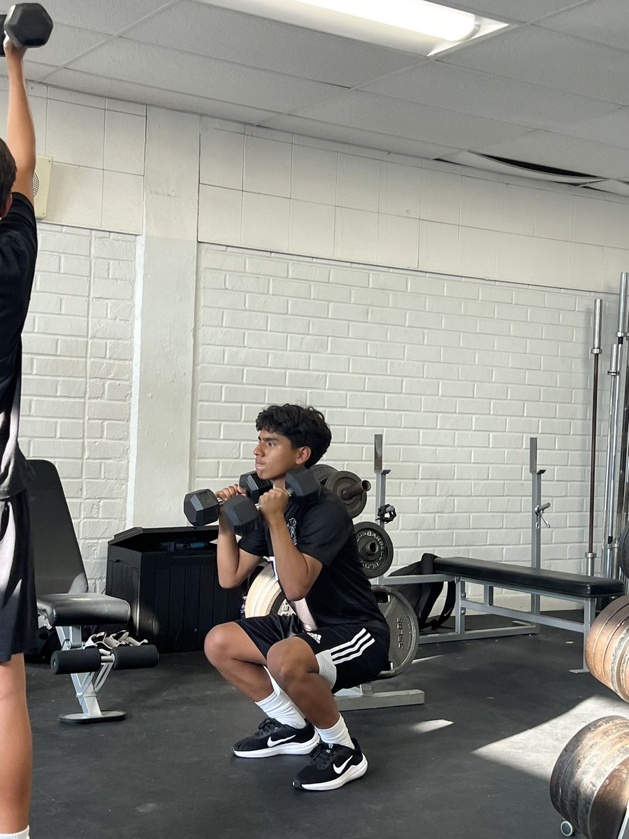 ER_boys_soccer's tweet photo. Weight room activities! https://t.co/34VWEnQ0bP