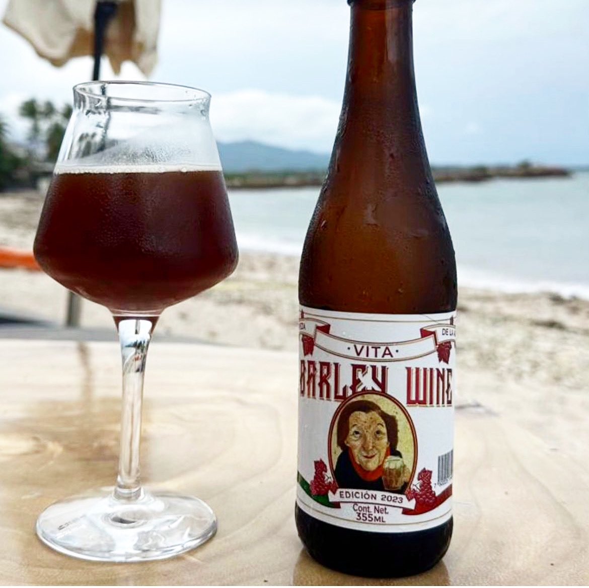 burowickbear's tweet photo. En cualquier clima, vita barley Wine https://t.co/89CiOs7Bid