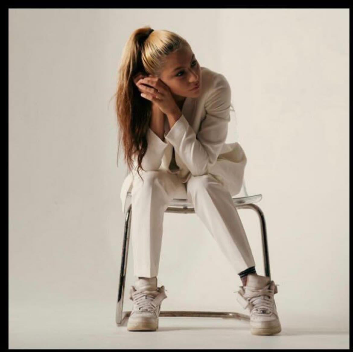 Happy 29th Birthday to our firstborn little angel ❤️ Still remember holding her in my arms for the first time….Blessings upon blessings!!! ❤️🙏✝️❤️