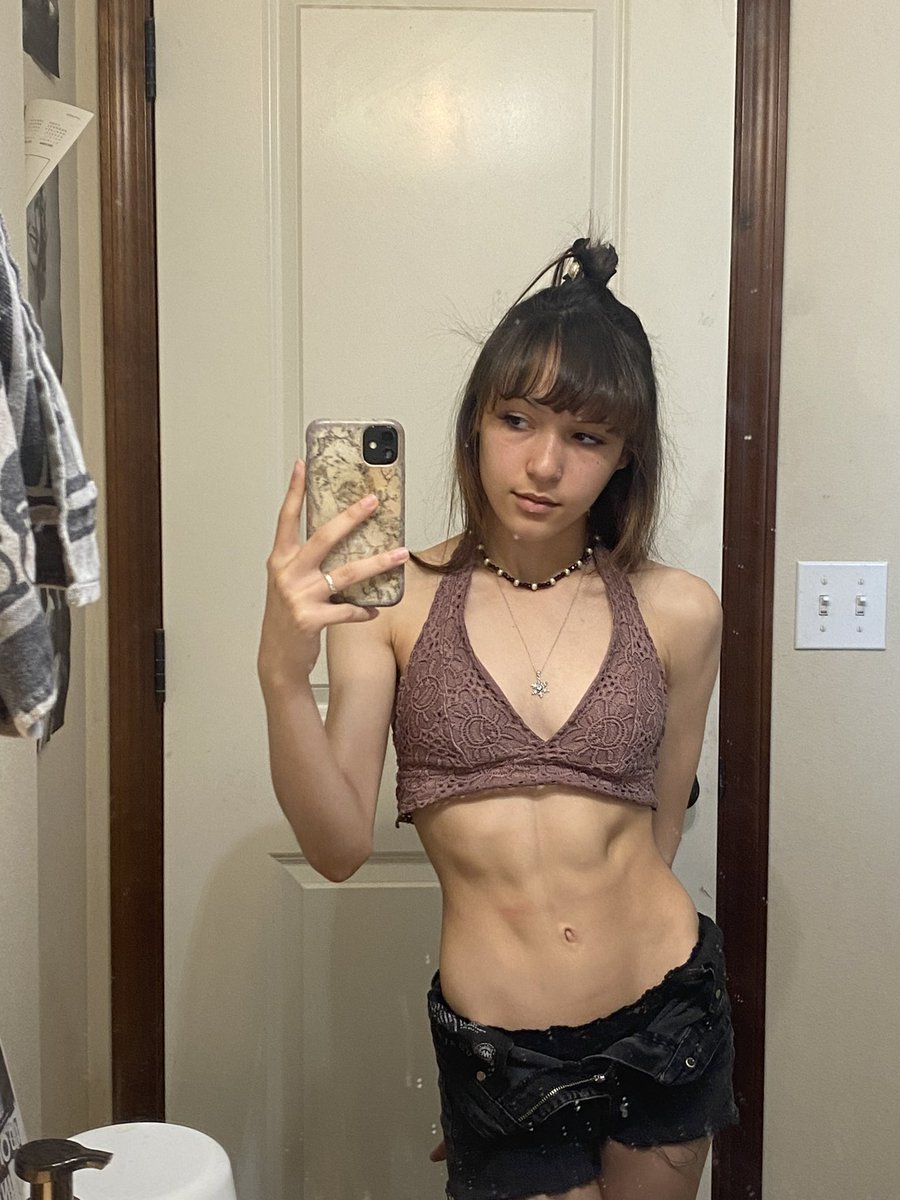 Haters_quit's tweet photo. Why can’t I get no love as a teen?! #petite #teen #teens #candidteens #prettyteen #justagirl #goontok https://t.co/ySHwKmhj20