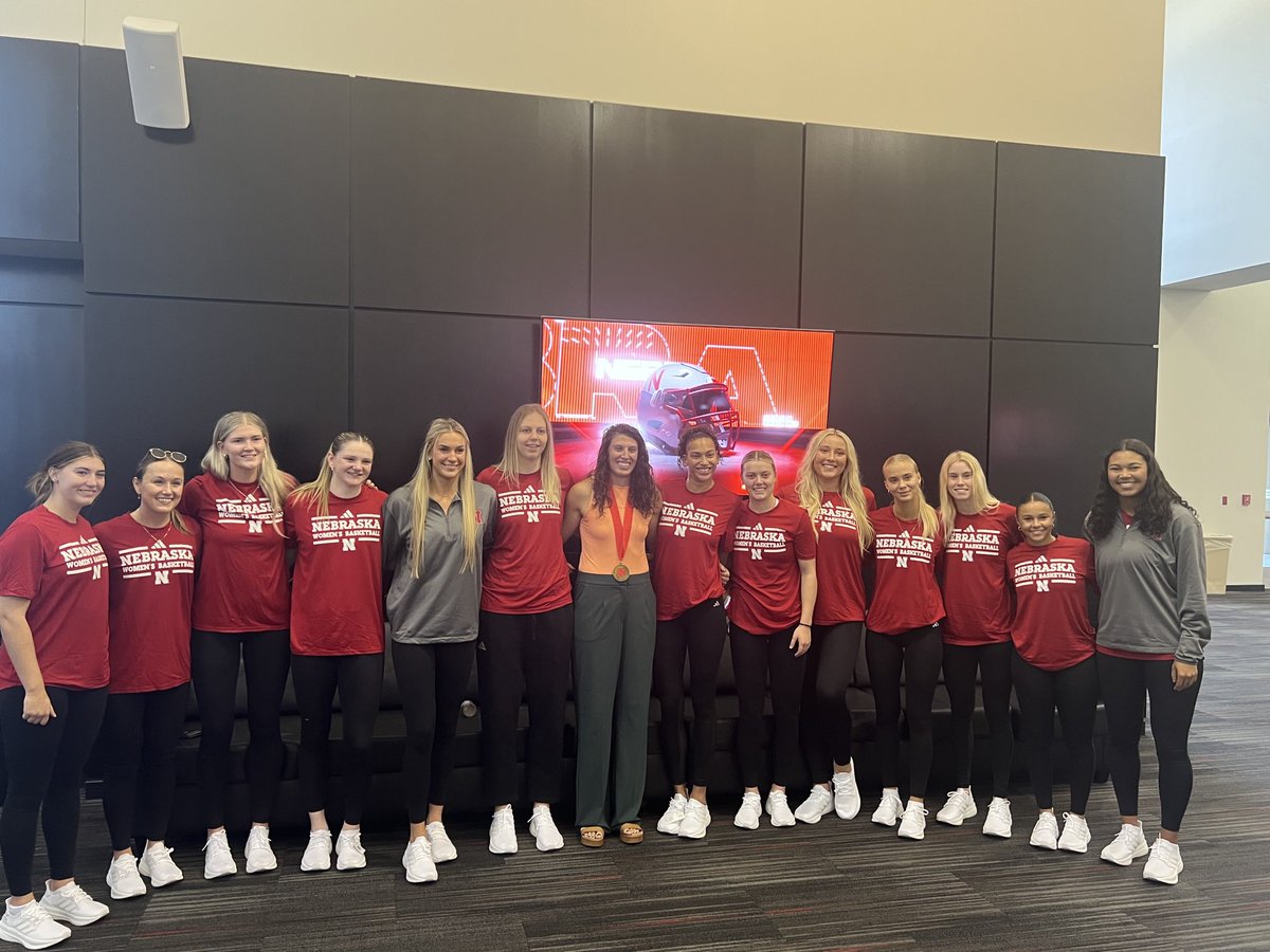 Amy Williams tweet media