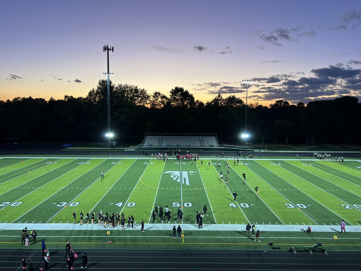 mollygezony's tweet photo. Beautiful night for Victory Day 2024! Where students of all abilities score a TD in front of a home crowd! One of my favorite nights of the year! Thank you @BhamGrovesFB, Groves Cheer & Groves Marching Band for making this night so special #GoGroves #OneLove @BirminghamPS https://t.co/ZFUvTjmzHM