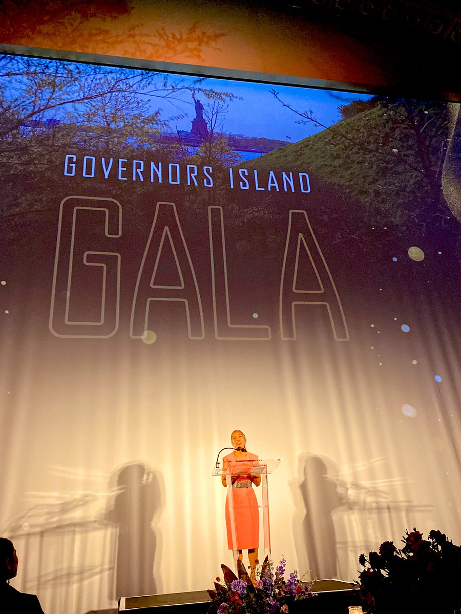 On her first day as First Deputy Mayor, <a href="/MTorresSpringer/">Maria TorresSpringer</a> honored by <a href="/Gov_Island/">Governors Island</a>, spoke so eloquently about the unconditional love public servants have for our city. New Yorkers are lucky to have a public servant like Maria step up &amp; lead at this time. #localgov #lovenyc ❤️🍎
