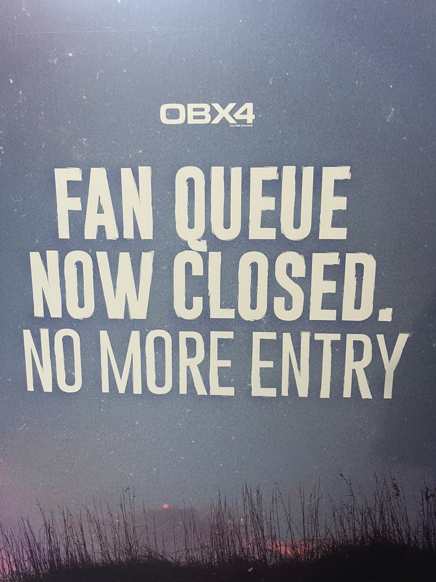 ANNA WALLACE tweet media