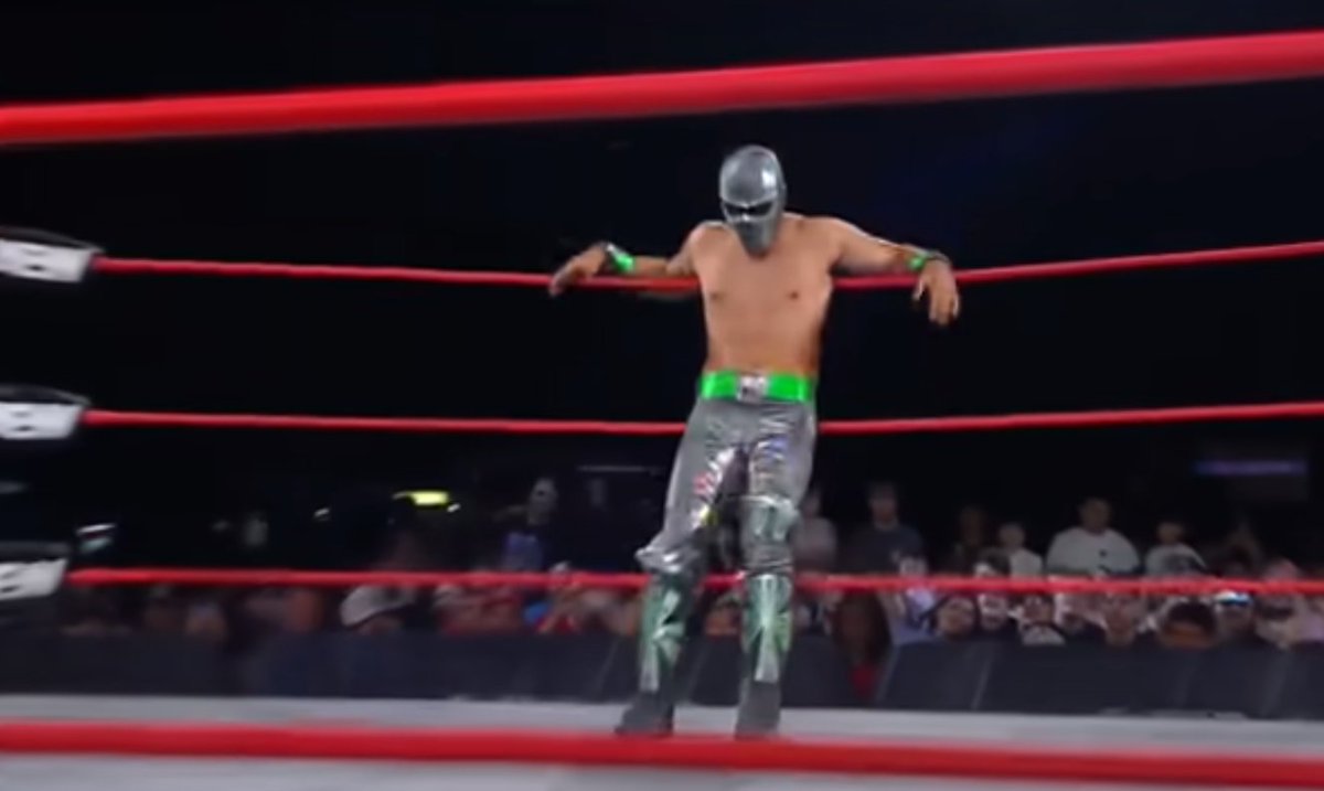 A major weakness in @HologramAEW's game is how he runs the ropes.  If it is not corrected, it will comeback to haunt him.  #AEWDyanmite #AEW #statrev