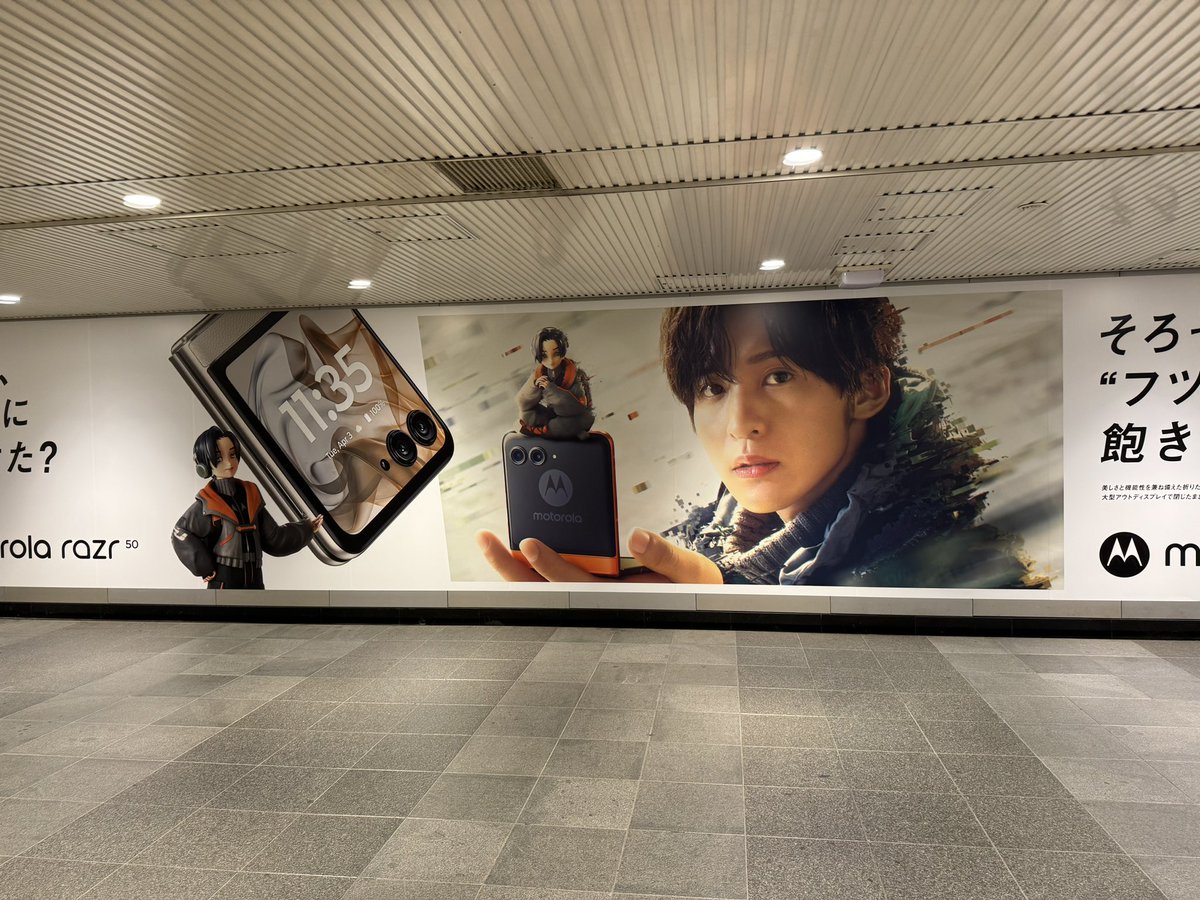 chibiminmeg's tweet image. 渋谷に用事あるので、その前に寄ってみたーー
いやぁーー、ほんと有名になったね😭←上からいうのやめろ！👋
#目黒蓮
#めめ 
#すの 
#SnowMan
 #Motorola