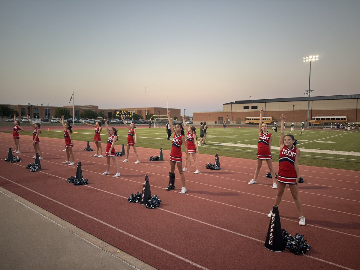 Sarah Hill tweet media