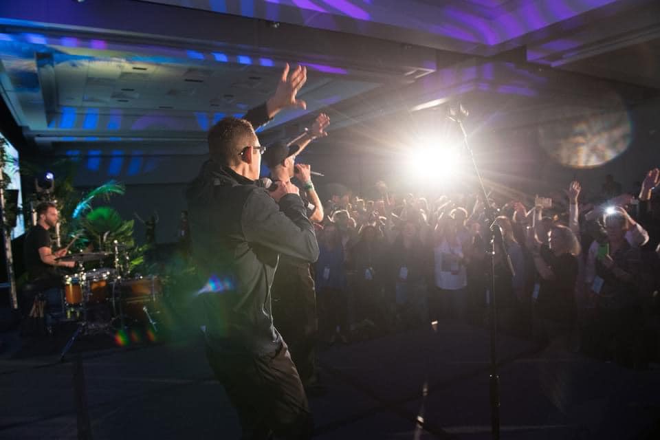 NEW #MiracleMorningSong just dropped on Spotify! 🎶 Designed to uplift you with positive affirmations. I rap alongside my longtime friend <a href="/JHobbsMUSIC/">J.Hobbs</a> check it out here  bit.ly/3Y1lujg &amp; let it brighten your day! ☀️ #MiracleMorning