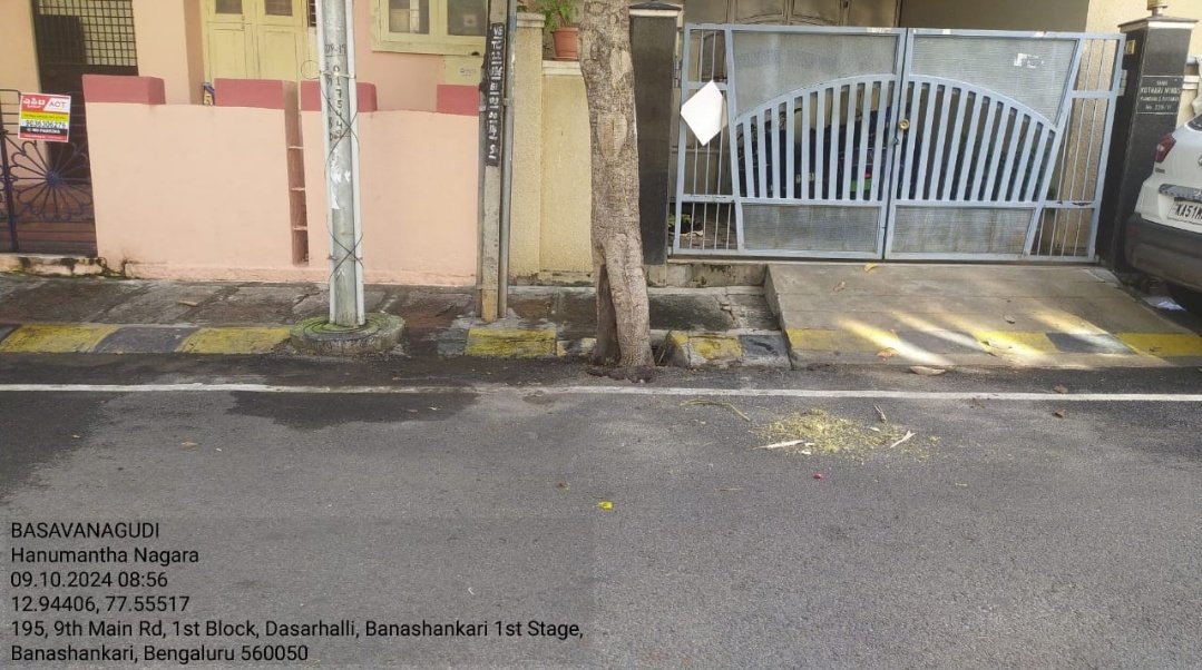 SomBBMP_Zonal's tweet photo. @BangaloreUp @BBMPCOMM @BBMPAdmn @ICCCBengaluru Clear sir https://t.co/lxILRTF3Op