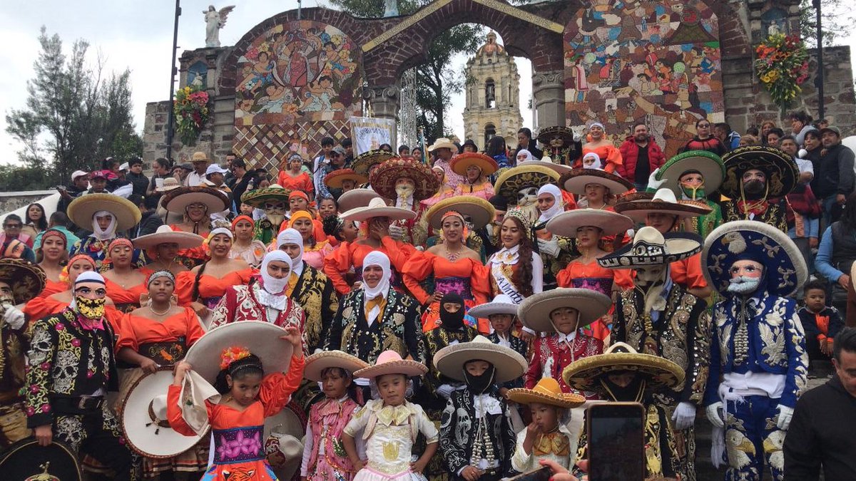El 06 de Octubre 2024 || En el pueblo de Coatepec Ixtapaluca se presento la comparsa de charros "Tigres 2024" en honor a la Virgen del Rosario, durante las festividades patronales. 

#CronistaMunicipalDeIxtapaluca || Ing. Arq. Juan Jiménez Gutiérrez