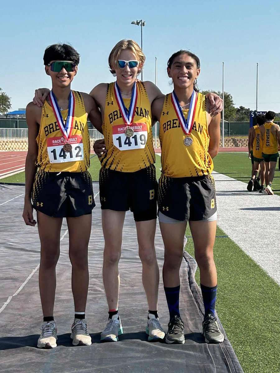 DISTRICT 28-6A MEET RESULTS - INDIVIDUAL 

Varsity Boys 
🥇 1st/Meet Champ - Zac Miller 15:21 
🏅 3rd - Dionel Delgado
🏅6th - Christian Banda

Varsity Girls 
🏅2nd - Kailyn Brunson
🏅3rd - Caila Lyons 
🏅8th - Mikayla Irby