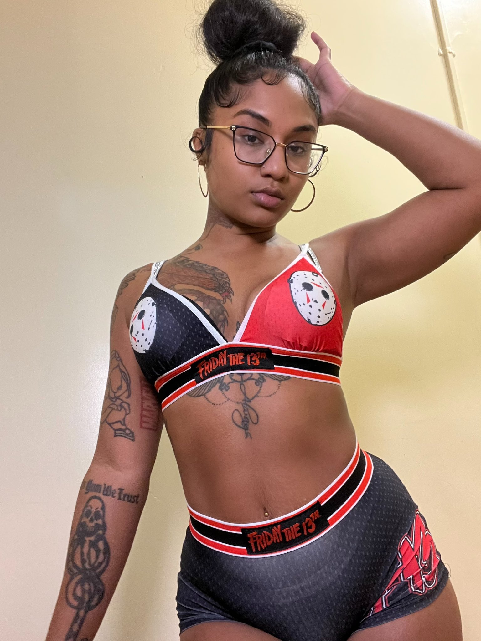 THE Throat 🐐🇬🇾 on X: Baking a spooky cake on my free onlyfans now  🎃👻😍 t.col4j8jmK0Tp t.coRlOOK8ZVbG  X