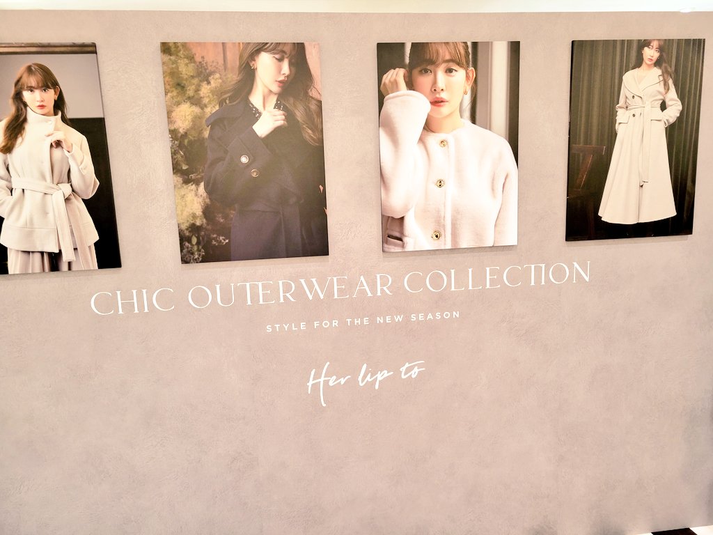 YULA0427's tweet photo. Herlipto名古屋ポップアップレポ✍️🍒
①入場はQRコードだからスムーズ
②Web掲載以外の先行アイテムも多くて可愛い🥰💕
(こんなに先行アイテムでるのかって驚いた！)
③会計が混雑していて、並ぶところがスタッフによって違うのと時間がかかるので注意⚠️
#herlipto https://t.co/Duw5HymOua